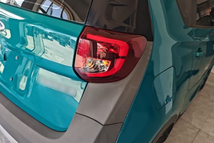 Used Chery QQ Little Ant 2021 200 000 Yuan "Ant Fan" Edition Energized Version NMC Lithium Battery 301 km Right Rear Taillight