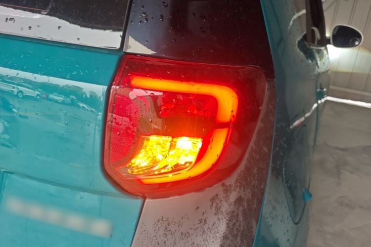 Used Chery QQ Little Ant 2021 200 000-Yuan Ant Fan Edition Talent Version NMC Battery 301 km Right Rear Taillight