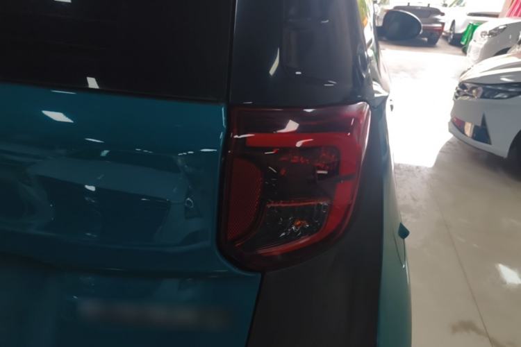 Used Chery QQ Little Ant 2021 150 000 Yuan Ant Fan Edition Ant Trend Version Lithium-Ion Battery Right Rear Taillight