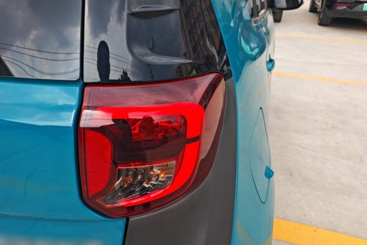 Used Chery QQ Little Ant 2021 150 000 Yuan "Ant Fan" Edition New Ant Cool Version Lithium-Ion Battery Right Rear Taillight