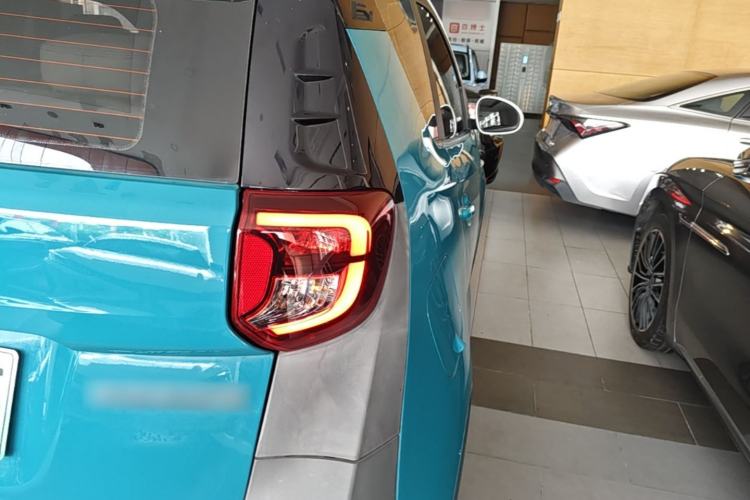 Used Chery QQ Little Ant 2021 200 000-Yuan Ant Fan Edition Talent Version NMC Battery 301 km Right Rear Taillight