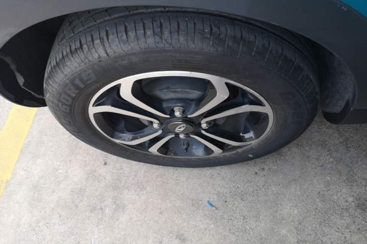 Used Chery QQ Little Ant 2021 150 000 Yuan "Ant Fan" Edition New Ant Cool Version Lithium-Ion Battery Right Rear Wheel Hub