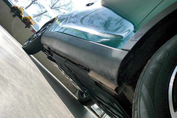 Used Chery QQ Little Ant 2021 150 000 Yuan "Ant Fan" Edition New Ant Xuan Version Lithium-NMC Battery Right Side Sill