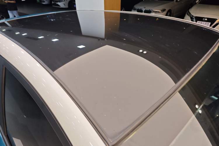 Used Chery QQ Little Ant 2021 200 000-Yuan Ant Fan Edition Talent Version NMC Battery 301 km Roof