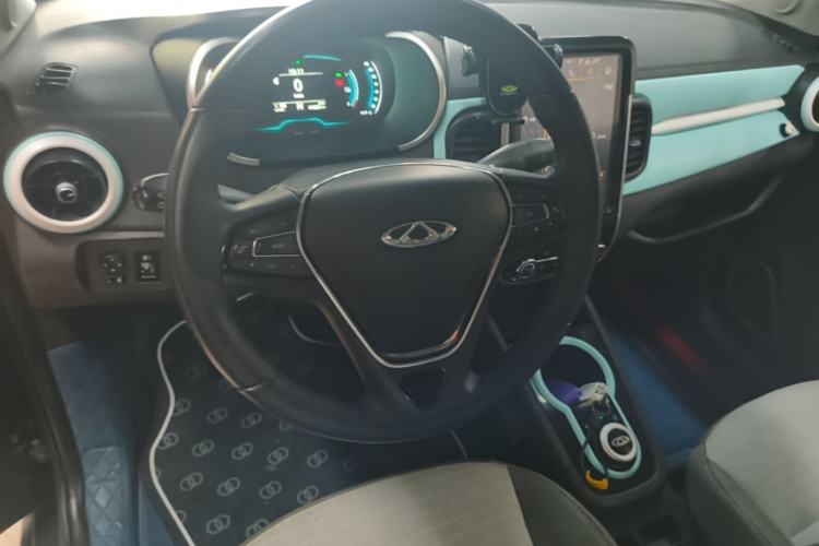 Used Chery QQ Little Ant 2021 150 000 Yuan Ant Fan Edition Ant Trend Version Lithium-Ion Battery Steering Wheel