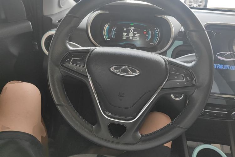 Used Chery QQ Little Ant 2021 150 000 Yuan "Ant Fan" Edition New Ant Cool Version Lithium-Ion Battery Steering Wheel