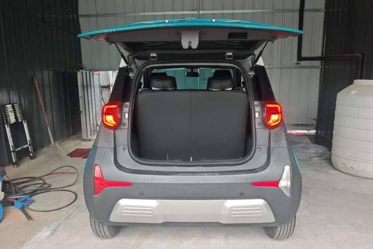 Used Chery QQ Little Ant 2021 200 000-Yuan Ant Fan Edition Talent Version NMC Battery 301 km Trunk
