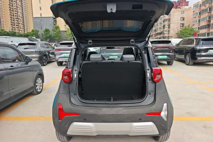 Used Chery QQ Little Ant 2021 150 000 Yuan "Ant Fan" Edition New Ant Cool Version Lithium-Ion Battery Trunk