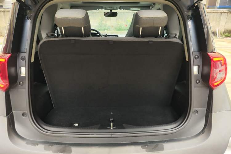 Used Chery QQ Little Ant 2021 150 000 Yuan Ant Fan Edition New Ant Xuan Version Lithium Iron Phosphate Trunk