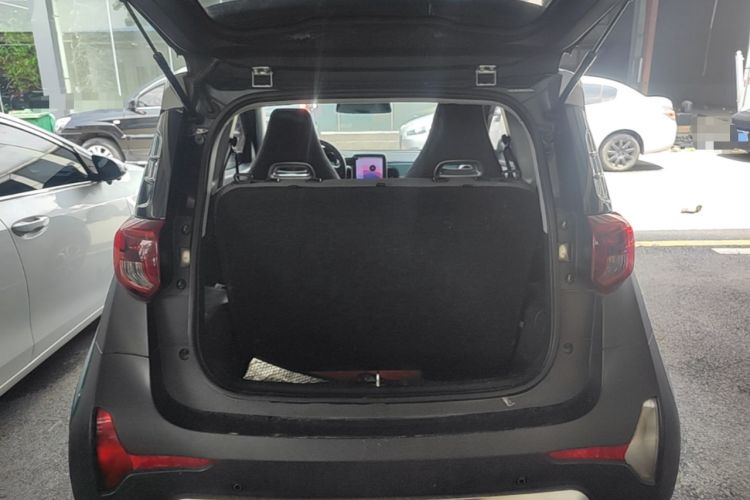 Used Chery QQ Little Ant 2021 150 000 Yuan "Ant Fan" Edition New Ant Cool Version Lithium-Ion Battery Trunk