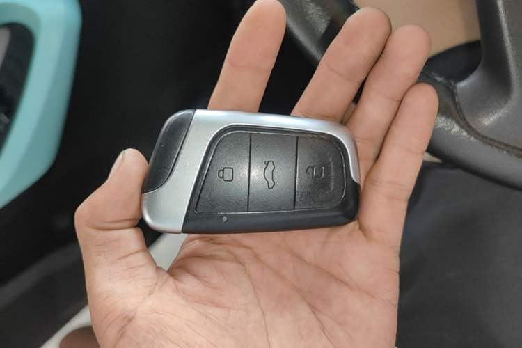 Used Chery QQ Little Ant 2021 150 000 Yuan "Ant Fan" Edition New Ant Cool Version Lithium-Ion Battery Vehicle Key