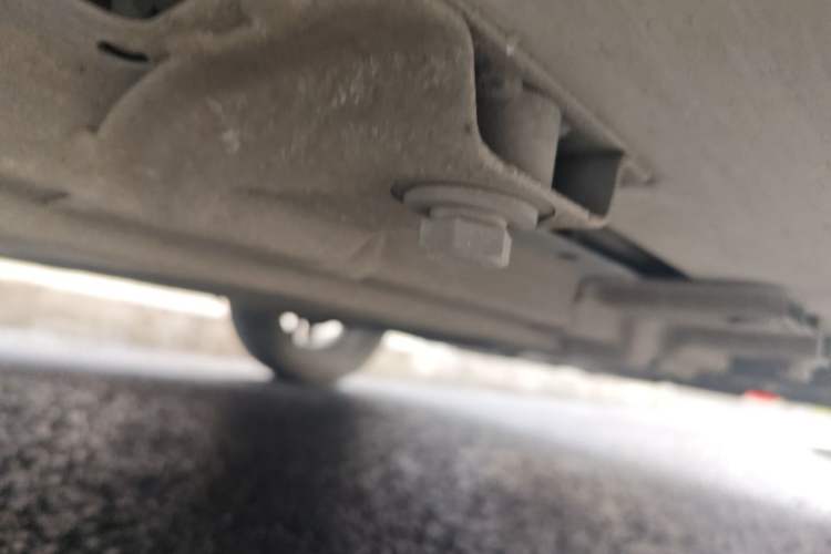 Used Chery QQ Little Ant 2021 200 000-Yuan Ant Fan Edition Talent Version NMC Battery 301 km Chassis Rear Left