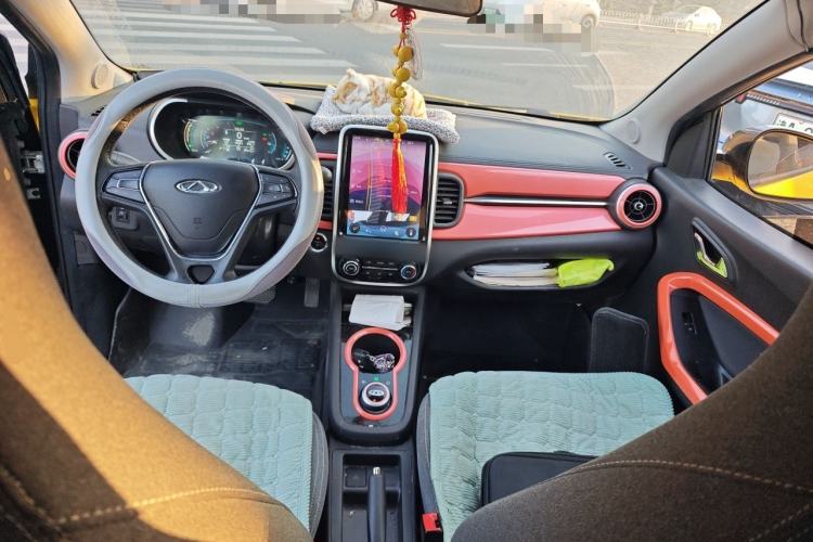 Used Chery QQ Little Ant 2021 150 000 Yuan Ant Fan Edition Ant Cool Version Lithium Iron Phosphate Center Console