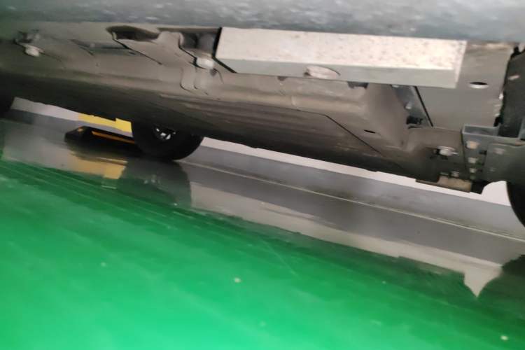 Used Chery QQ Little Ant 2021 150 000 Yuan "Ant Fan" Edition New Ant Cool Version Lithium-Ion Battery Chassis Front Right