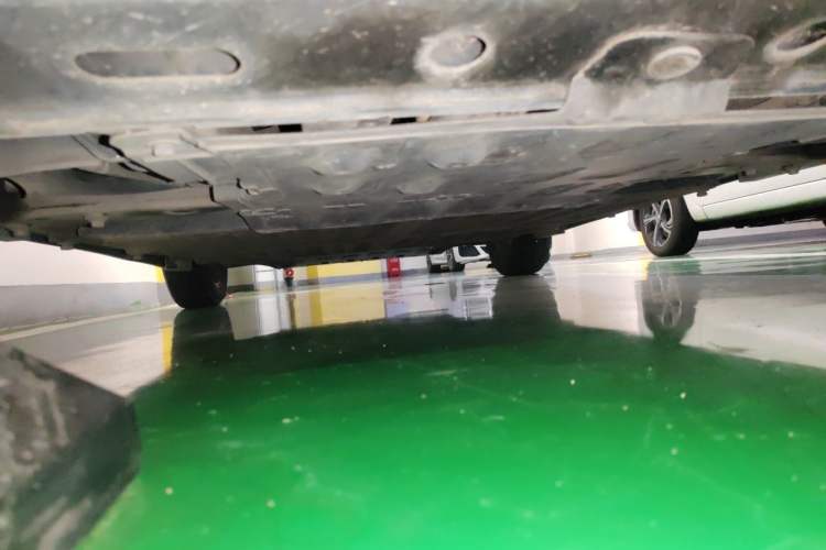 Used Chery QQ Little Ant 2021 150 000 Yuan "Ant Fan" Edition New Ant Cool Version Lithium-Ion Battery Chassis Rear