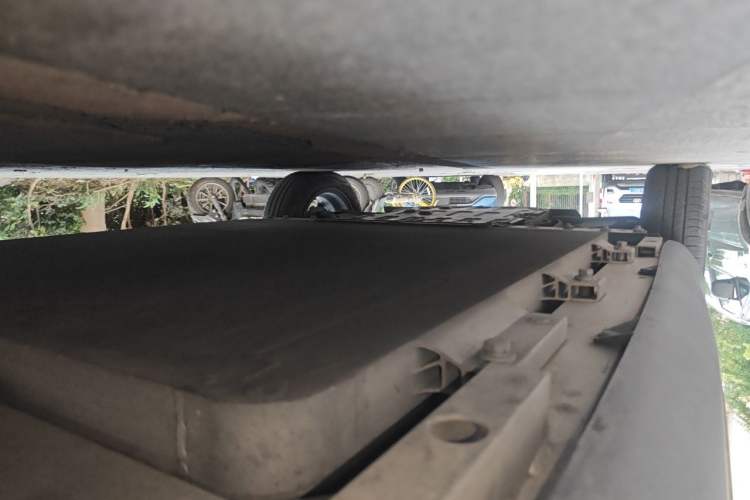 Used Chery QQ Little Ant 2021 150 000 Yuan Ant Fan Edition Ant Trend Version Lithium Iron Phosphate Chassis Rear Right