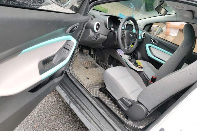 Used Chery QQ Little Ant 2021 150 000 Yuan Ant Fan Edition Ant Trend Version Lithium Iron Phosphate Driver Seat