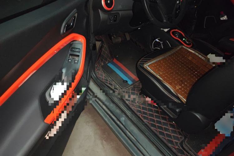 Used Chery QQ Little Ant 2021 200 000 Yuan "Ant Fan" Edition Energized Version NMC Lithium Battery 301 km Driver Seat