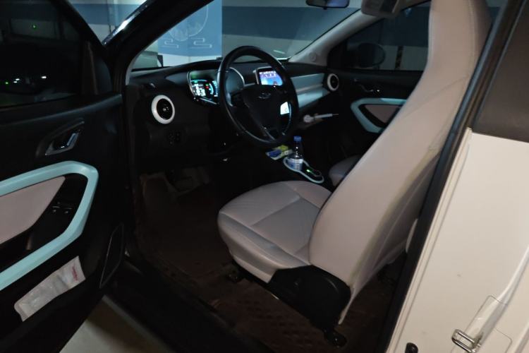 Used Chery QQ Little Ant 2021 200 000-Yuan Ant Fan Edition Talent Version NMC Battery 301 km Driver Seat