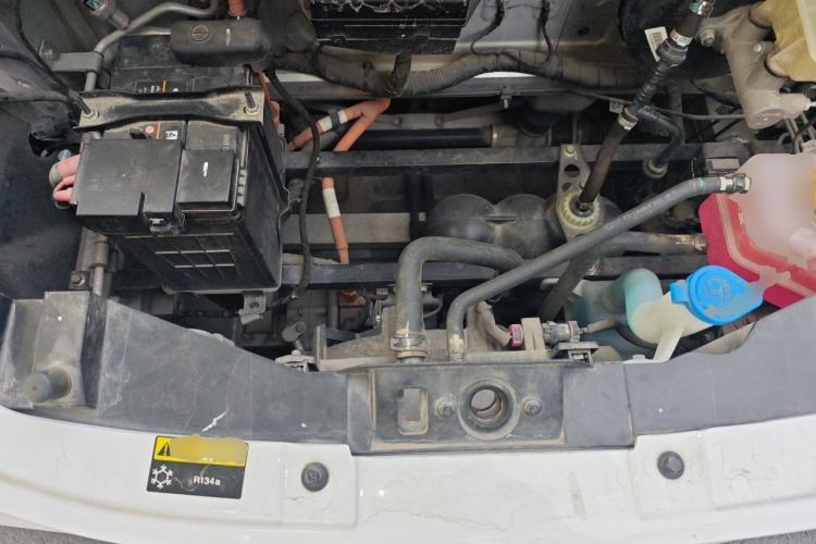 Used Chery QQ Little Ant 2021 200 000-Yuan Ant Fan Edition Talent Version NMC Battery 301 km Engine Bay