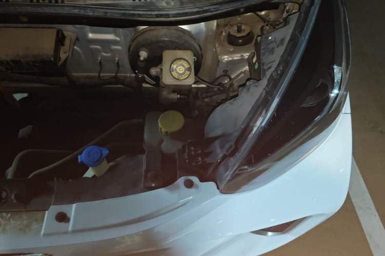 Used Chery QQ Little Ant 2021 200 000-Yuan Ant Fan Edition Talent Version NMC Battery 301 km Engine Bay Left