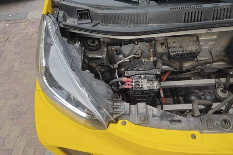 Used Chery QQ Little Ant 2021 150 000 Yuan Ant Fan Edition Ant Trend Version Lithium Iron Phosphate Engine Bay Right