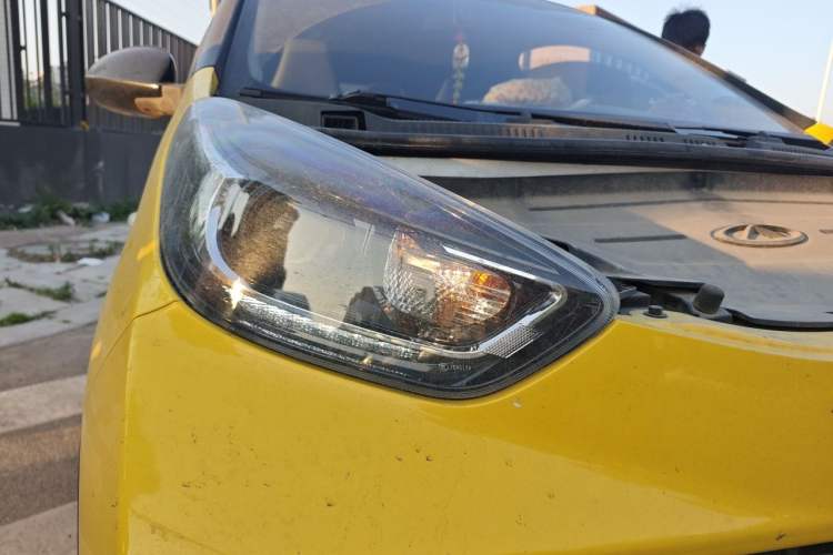 Used Chery QQ Little Ant 2021 150 000 Yuan Ant Fan Edition Ant Cool Version Lithium Iron Phosphate Exterior 3