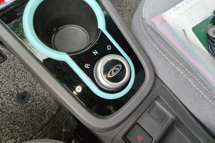 Used Chery QQ Little Ant 2021 150 000 Yuan Ant Fan Edition Ant Trend Version Lithium Iron Phosphate Gear Lever