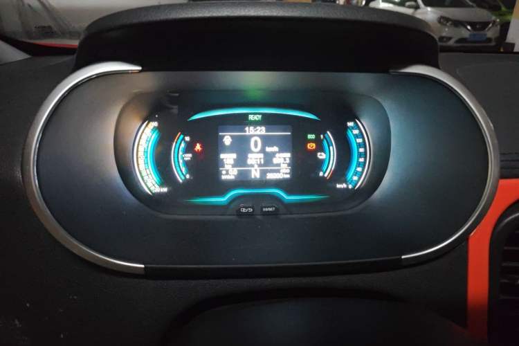 Used Chery QQ Little Ant 2021 200 000 Yuan "Ant Fan" Edition Energized Version NMC Lithium Battery 301 km Instrument Cluster