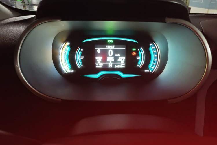 Used Chery QQ Little Ant 2021 200 000-Yuan Ant Fan Edition Talent Version NMC Battery 301 km Instrument Cluster