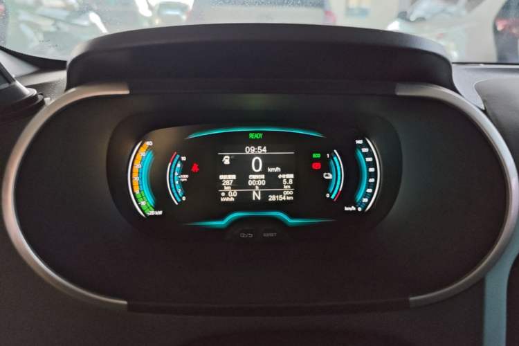 Used Chery QQ Little Ant 2021 200 000-Yuan Ant Fan Edition Oxygen Version Lithium Iron Phosphate 301 km Instrument Cluster