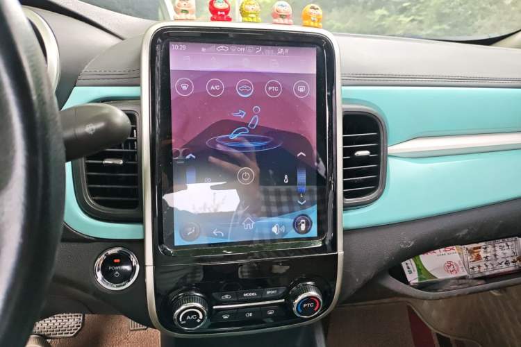 Used Chery QQ Little Ant 2021 200 000-Yuan Ant Fan Edition Talent Version NMC Battery 301 km Audio And AC Panel