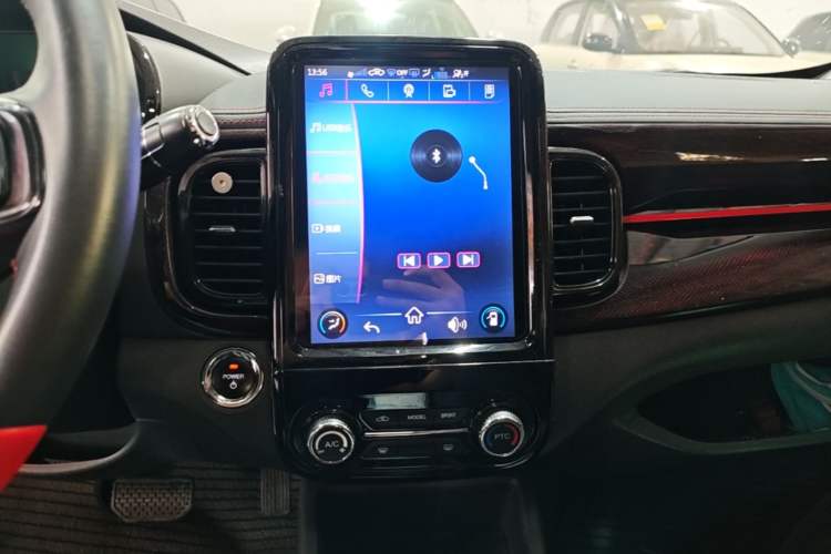 Used Chery QQ Little Ant 2021 200 000-Yuan Ant Fan Edition Oxygen Version Lithium Iron Phosphate 301 km Audio And AC Panel