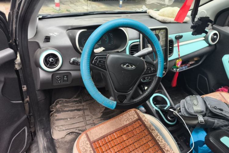 Used Chery QQ Little Ant 2021 150 000 Yuan "Ant Fan" Edition New Ant Xuan Version Lithium-NMC Battery Center Console