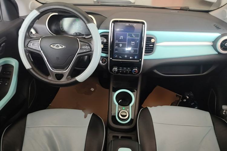 Used Chery QQ Little Ant 2021 150 000 Yuan Ant Fan Edition New Ant Cool Version Lithium Iron Phosphate Center Console