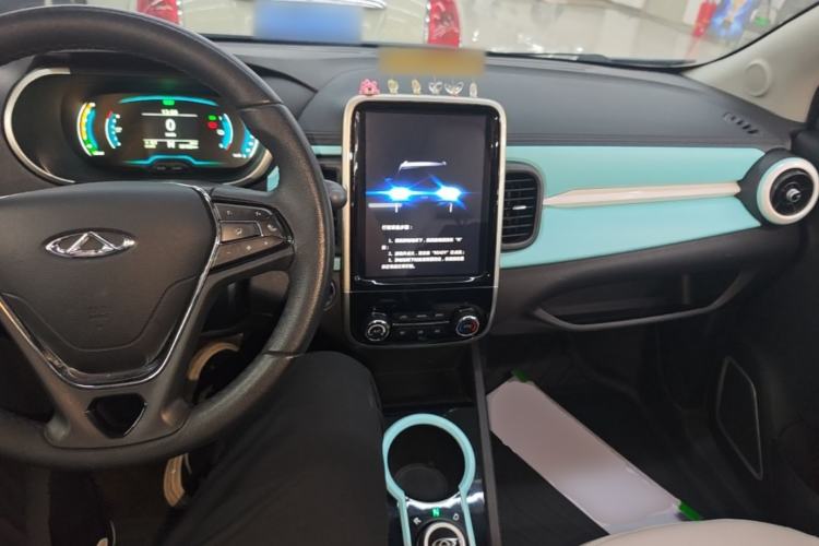 Used Chery QQ Little Ant 2021 150 000 Yuan "Ant Fan" Edition New Ant Cool Version Lithium-Ion Battery Center Console