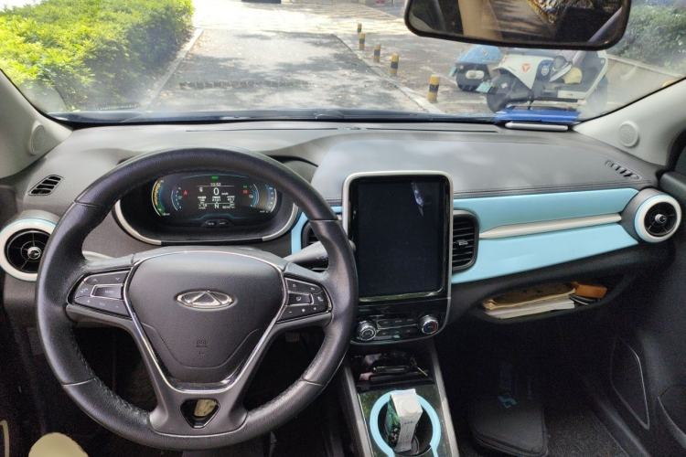 Used Chery QQ Little Ant 2021 Revised Version 150 000 Yuan Ant Fan Edition New Ant Cool Edition Lithium Iron Phosphate Center Console