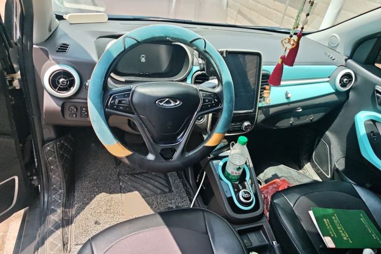 Used Chery QQ Little Ant 2021 150 000 Yuan "Ant Fan" Edition Ant Cool Version with Ternary Lithium Center Console