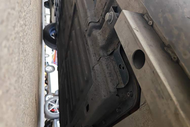 Used Chery QQ Little Ant 2021 200 000-Yuan Ant Fan Edition Oxygen Version Lithium Iron Phosphate 301 km Chassis Front Right