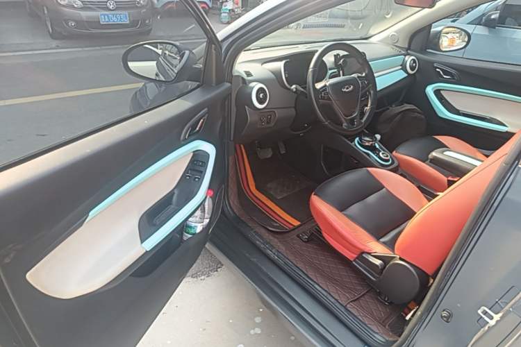 Used Chery QQ Little Ant 2021 150 000 Yuan "Ant Fan" Edition New Ant Xuan Version Lithium-NMC Battery Driver Seat