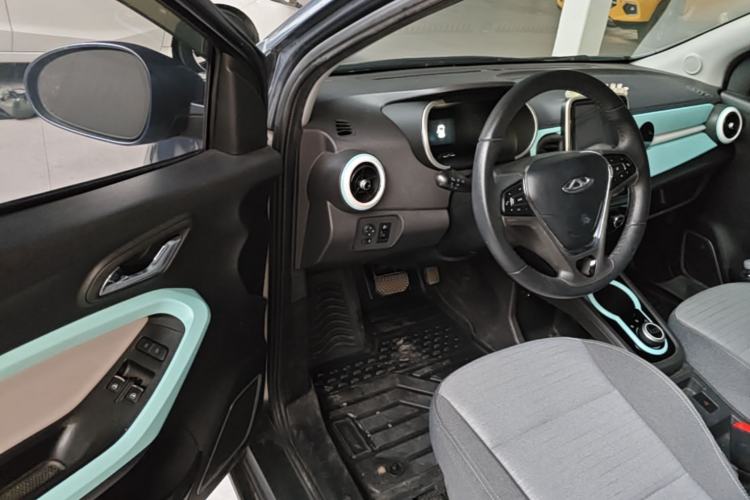 Used Chery QQ Little Ant 2021 150 000 Yuan "Ant Fan" Edition New Ant Cool Version Lithium-Ion Battery Driver Seat