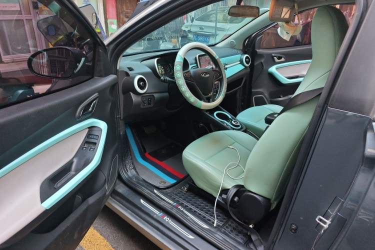 Used Chery QQ Little Ant 2021 150 000 Yuan Ant Fan Edition Ant Cool Version Lithium Iron Phosphate Driver Seat