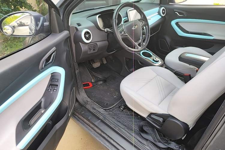 Used Chery QQ Little Ant 2021 200 000-Yuan Ant Fan Edition Talent Version NMC Battery 301 km Driver Seat