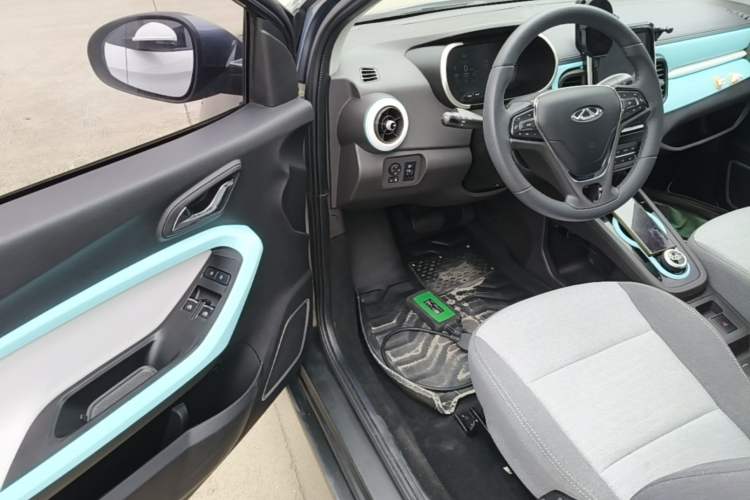 Used Chery QQ Little Ant 2021 150 000 Yuan "Ant Fan" Edition New Ant Xuan Version Lithium-NMC Battery Driver Seat