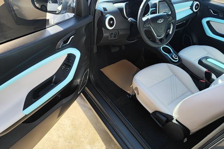 Used Chery QQ Little Ant 2021 150 000 Yuan "Ant Fan" Edition New Ant Cool Version Lithium-Ion Battery Driver Seat