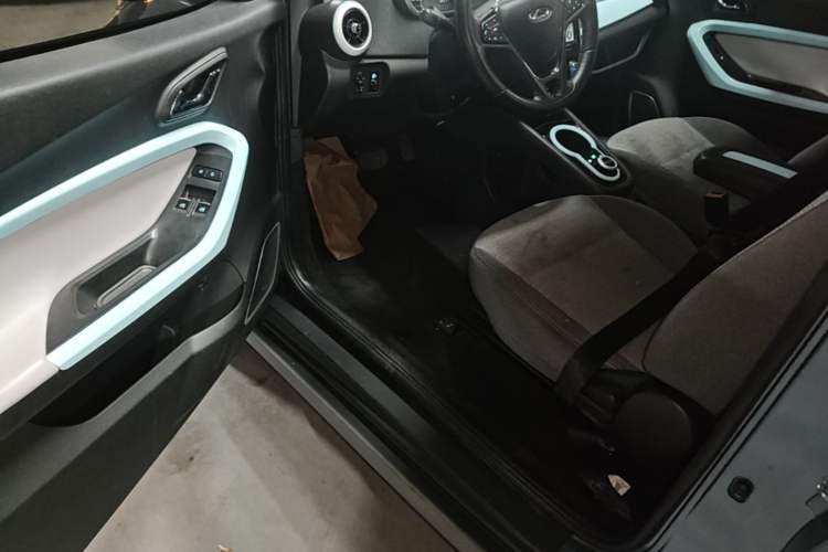 Used Chery QQ Little Ant 2021 150 000 Yuan Ant Fan Edition New Ant Cool Version Lithium Iron Phosphate Driver Seat