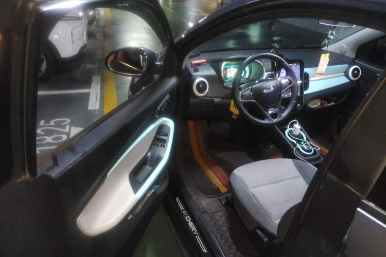 Used Chery QQ Little Ant 2021 150 000 Yuan Ant Fan Edition Ant Cool Version Lithium Iron Phosphate Driver Seat