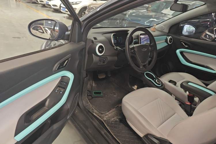 Used Chery QQ Little Ant 2021 200 000-Yuan Ant Fan Edition Talent Version NMC Battery 301 km Driver Seat