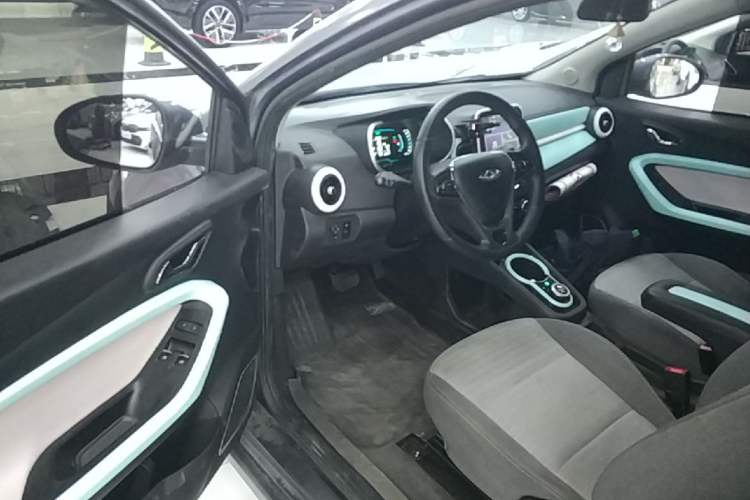 Used Chery QQ Little Ant 2021 200 000 Yuan "Ant Fan" Edition Energized Version NMC Lithium Battery 301 km Driver Seat