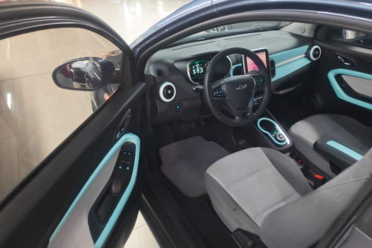 Used Chery QQ Little Ant 2021 150 000 Yuan Ant Fan Edition New Ant Cool Version Lithium Iron Phosphate Driver Seat
